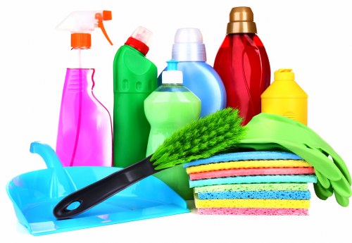 Baking soda used for deodorizing mattress cleaning